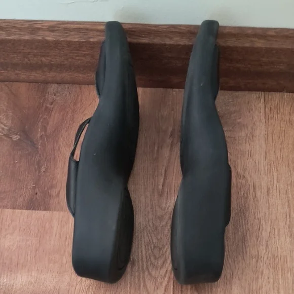 Birkenstock Tatami Black Strap Slide Sandals - Picture 6 of 6